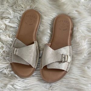 Sperry sandals